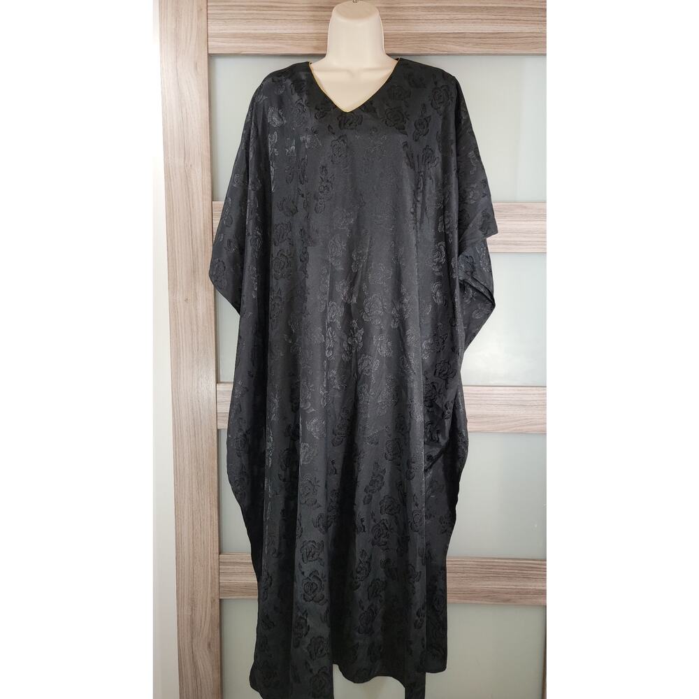 New Anthony Original Kaftan Dress Caftan Kimono  Black Rose Print One Size Satin
